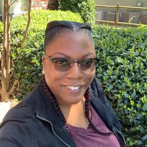 Meet your Posher, Taneisha